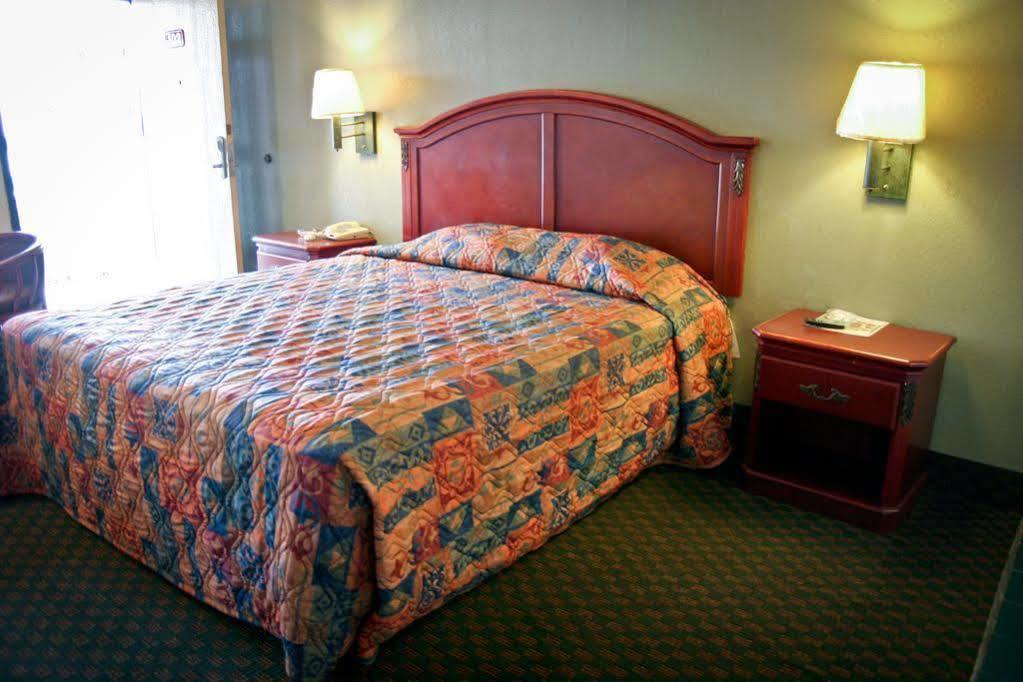 La Mirage Inn Lax Airport West Athens Екстер'єр фото