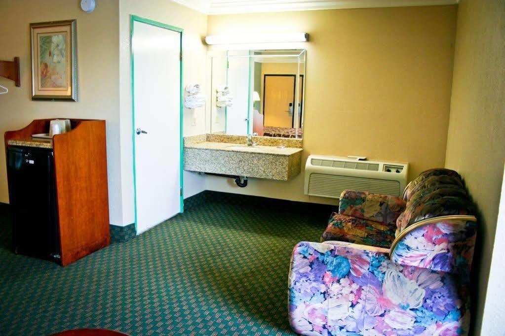 La Mirage Inn Lax Airport West Athens Екстер'єр фото